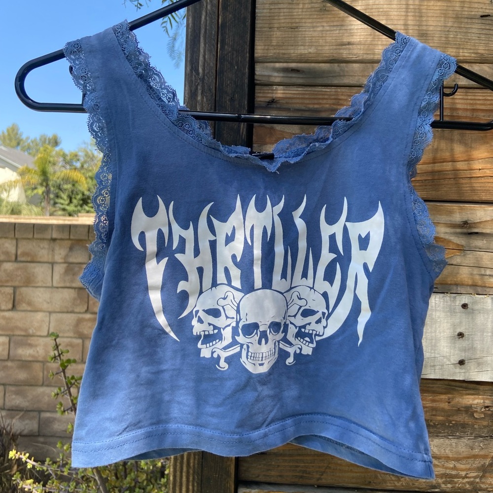 Thriller blue tank top with lace trim